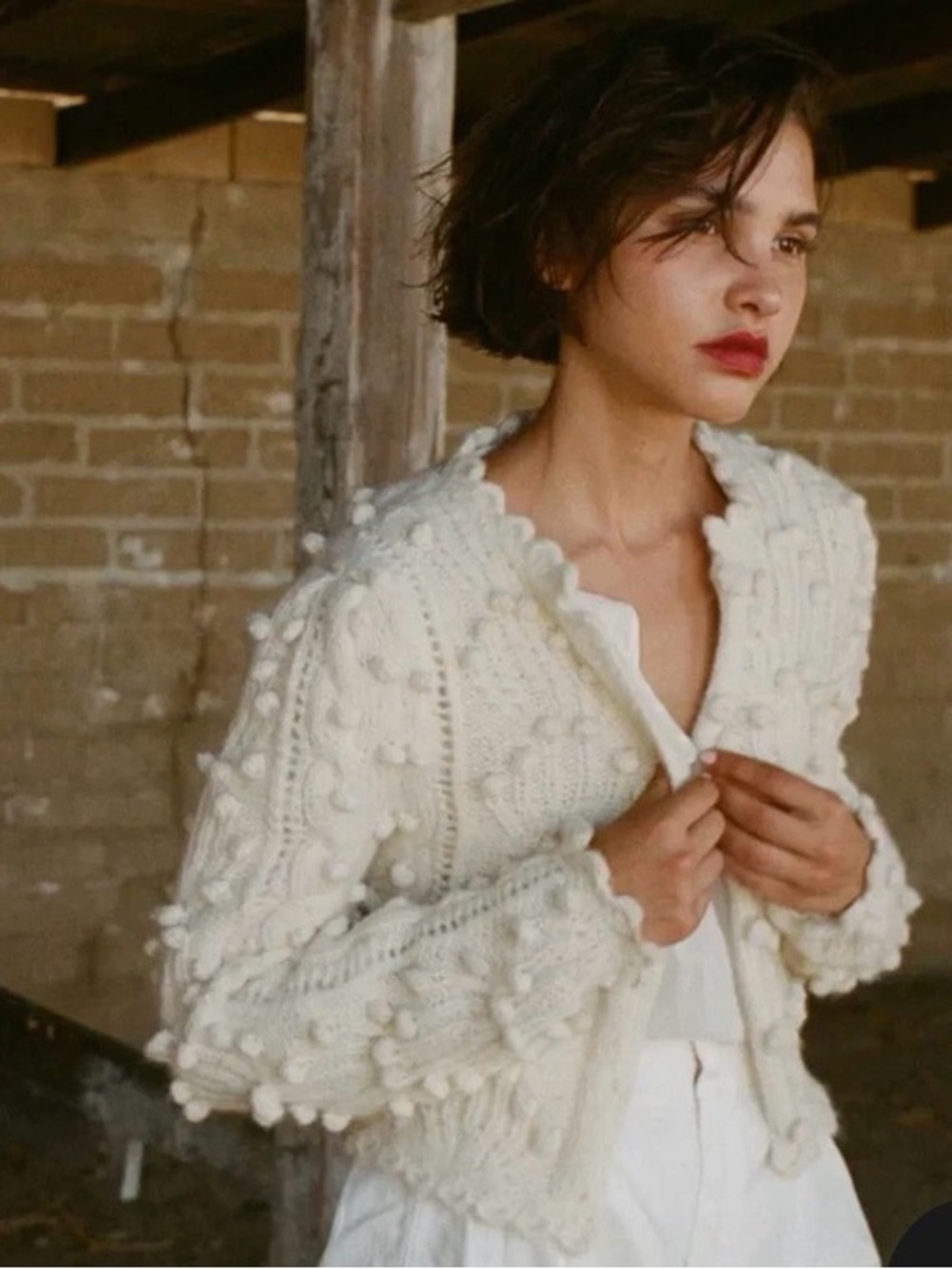 Doen sz M Isadora Cardigan Cream Chunky Knit Pom-Pom Cardigan 16”x19” great cond